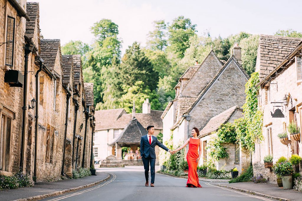 cotswolds pre wedding shoot in castle Coombe