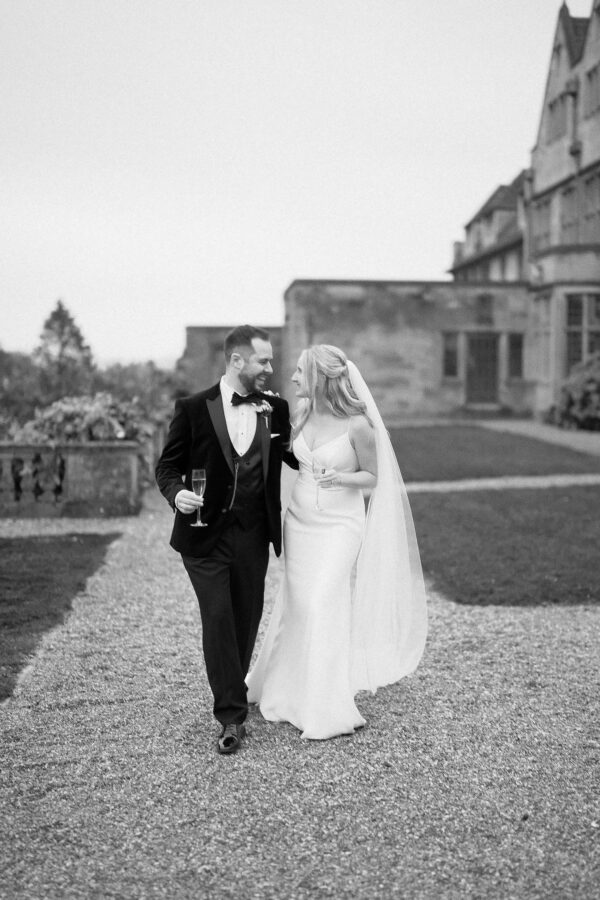 winter wedding at coombe lodge